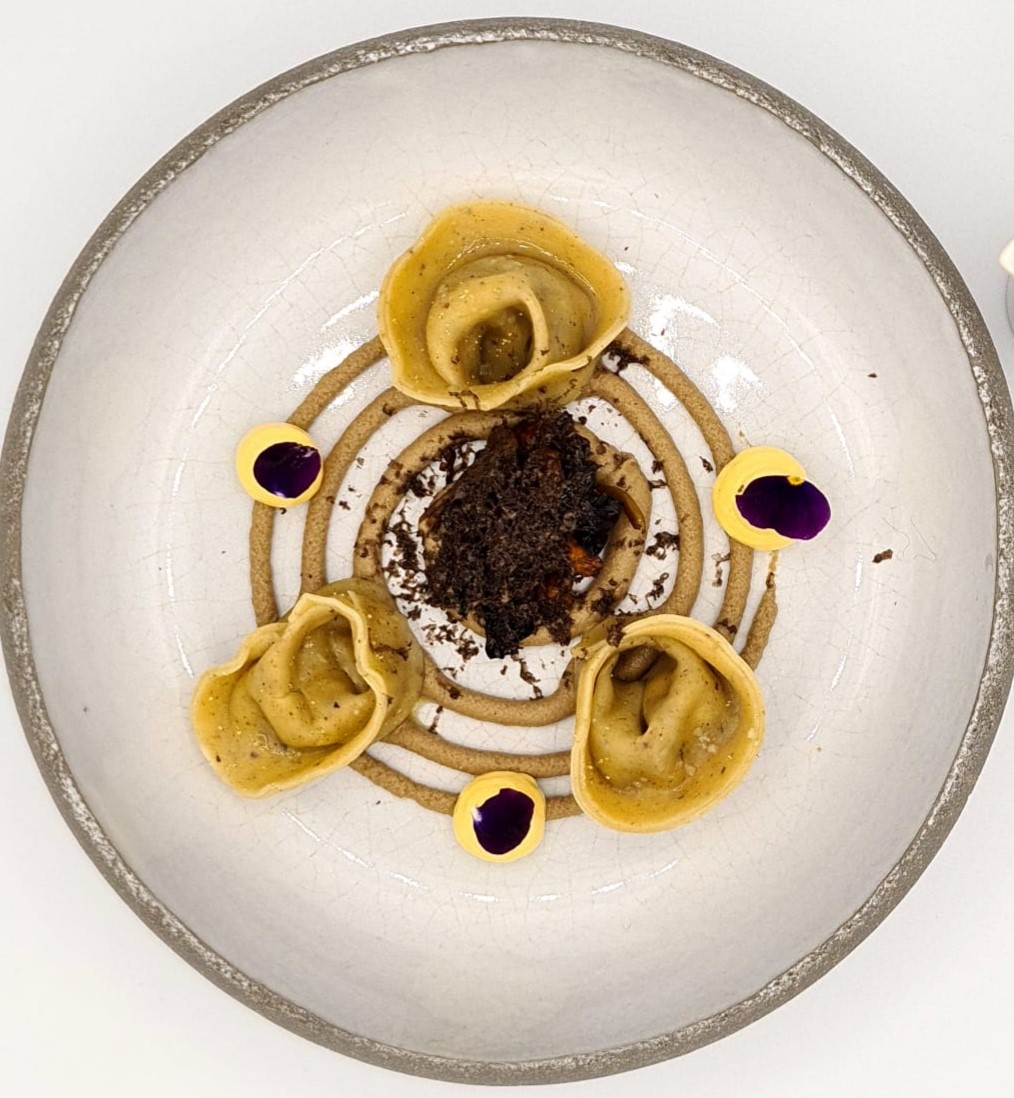Tortellini de champignons sauvages, parmesan et truffe noire